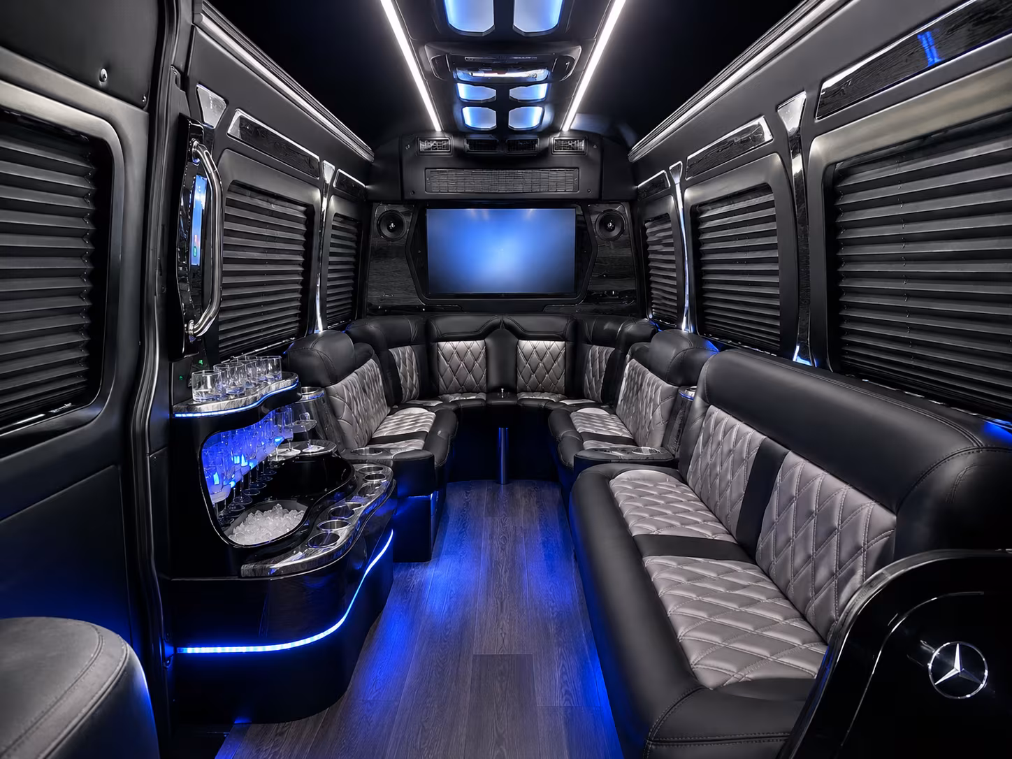 bus rentals for corporate retreats and offsite team events near chandler