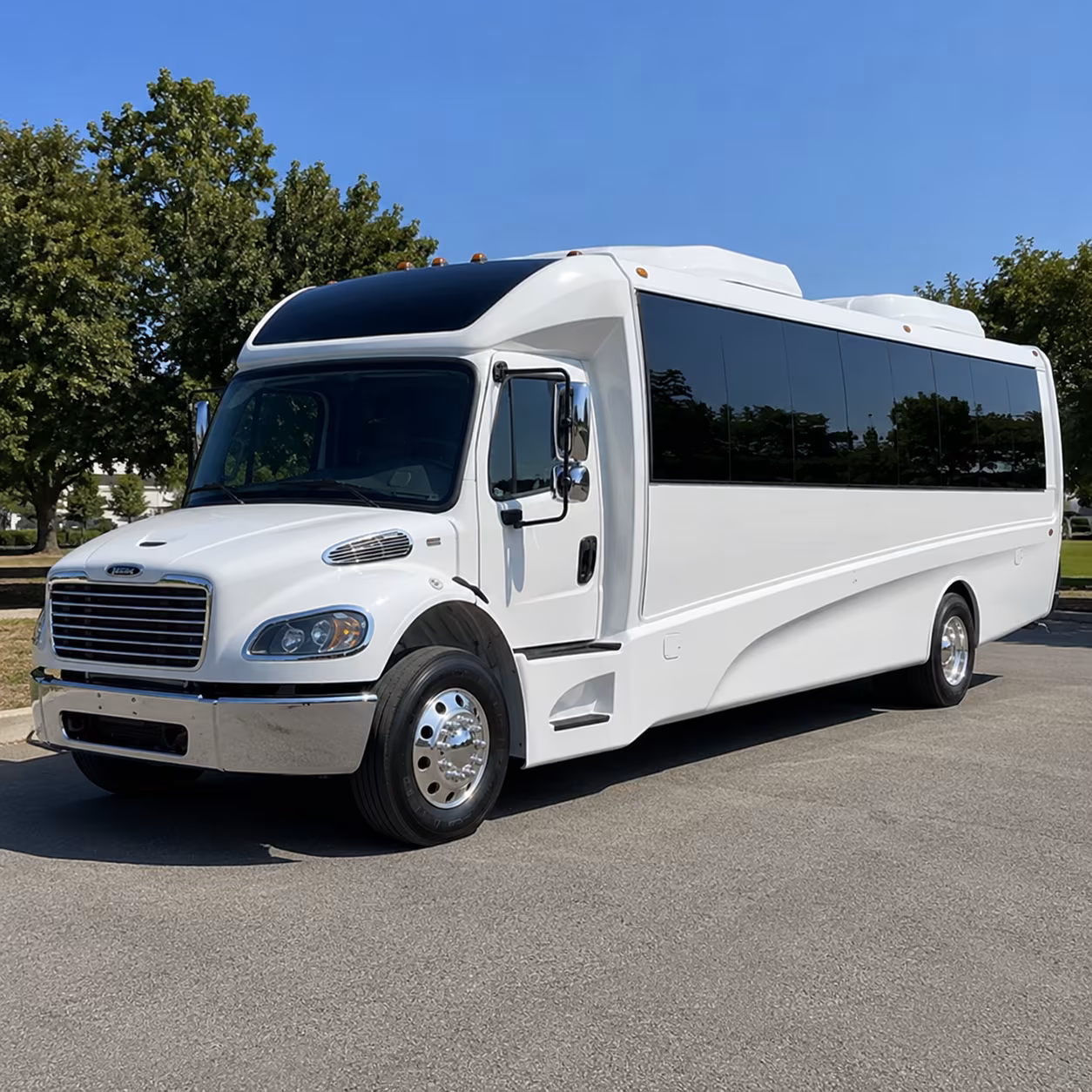 chandler 20 passenger minibus