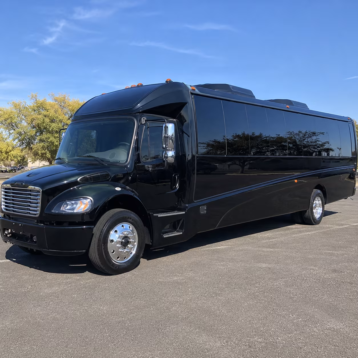 chandler 30 passenger minibus
