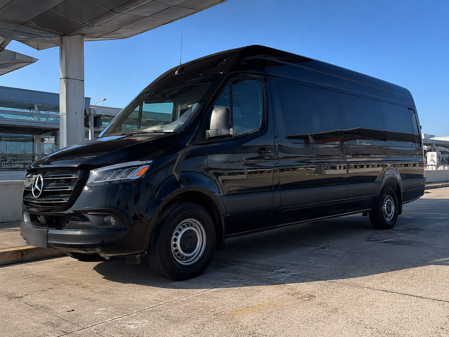 chandler sprinter van with driver