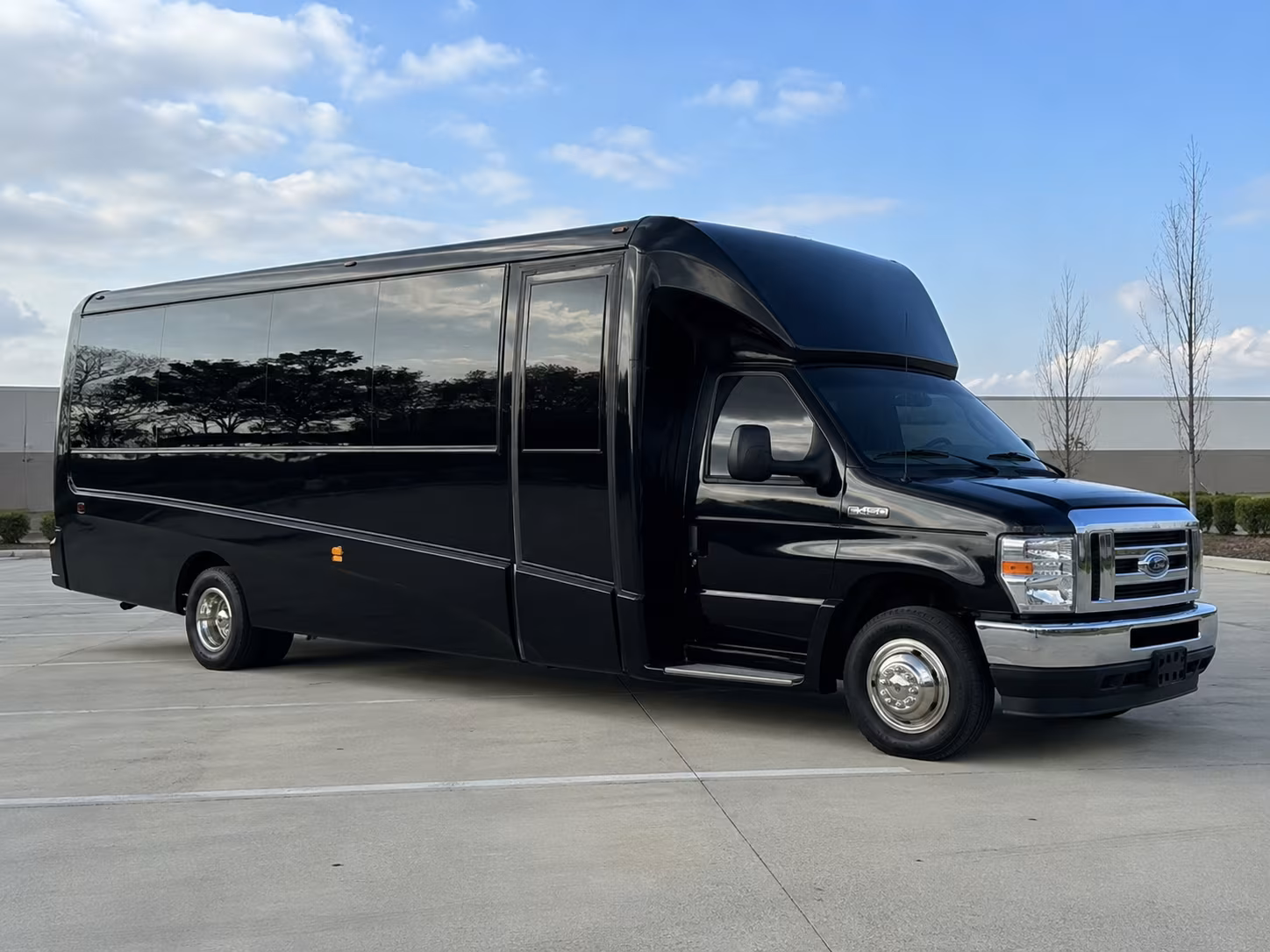 rent a minibus in chandler for smaller prom groups